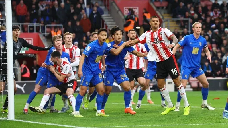 Birmingham bị đánh giá thấp hơn Southampton